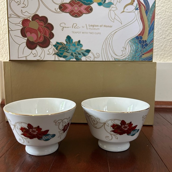 Guo Pei for Legion of Honor SF tea pot w/ 2 cups set new in box collectible - Picture 6 of 14
